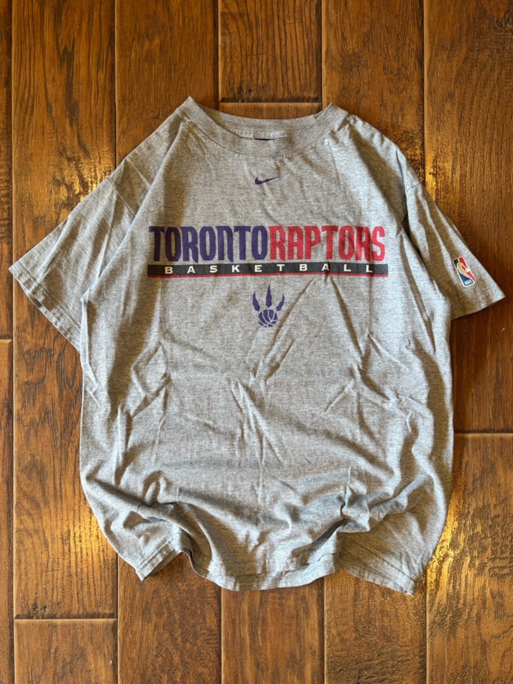 Vintage Y2K Toronto Raptors Nike Center Swoosh Shirt